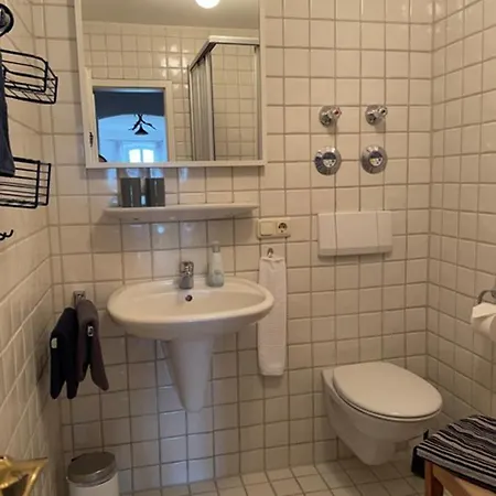 Apartment Seeblick Chiemgau, Haus Am Weinberg, 83370 Oberbayern Seeon-Seebruck